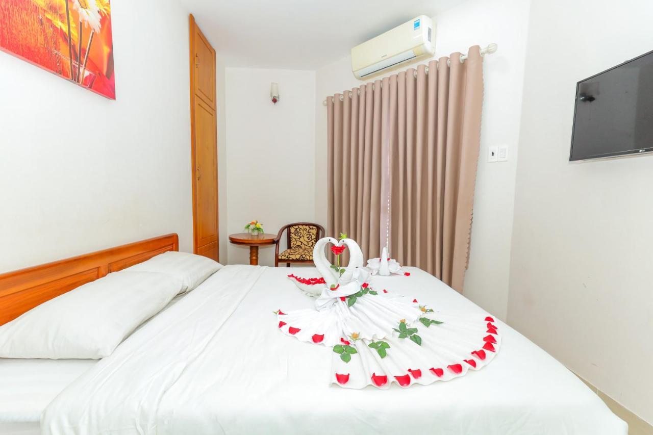 Hotel Khach San Ciao Quy Nhon Exterior foto